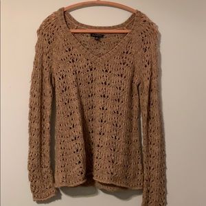 Women’s Small Sweater AE